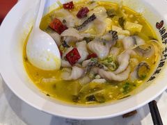 -渝是乎川渝小炒(新世界百货望京店)
