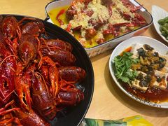 -聚汇三少·龙虾·中餐厅(莫邪路新天地店)