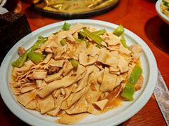 -95号酱骨·一块豆腐(展春园西路店)