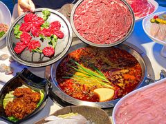 -茅草房·河畔园林火锅