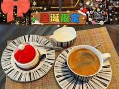 -上海和平饭店维克多咖啡厅 Victor's