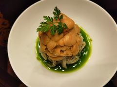 酱麻油海胆拌秋茄-杭州西子湖四季酒店·金沙厅
