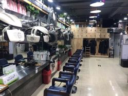 -阿兵荣辉美容理发有限公司