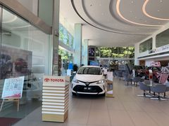 -上海和裕一汽丰田特约店-停车场