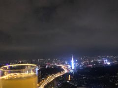 -广州中心皇冠假日酒店·汇点大堂吧