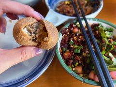 -包整·丝娃娃(一览甲秀楼风景店)