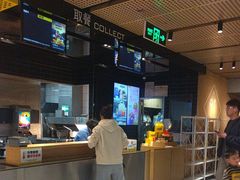 -麦当劳(中山公园龙之梦店)