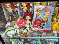 -seed station 中古玩具店(北投购物店)