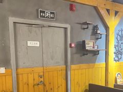 -伯爵·沉浸式超级密室·直营店