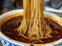 -吾穆勒蓬灰牛肉面·清真(北滨河中路店)