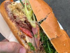 -Bánh Mì Huynh Hoa