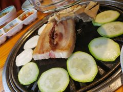 厚切五花肉-唯成•韩国炭火烤肉 유성고기