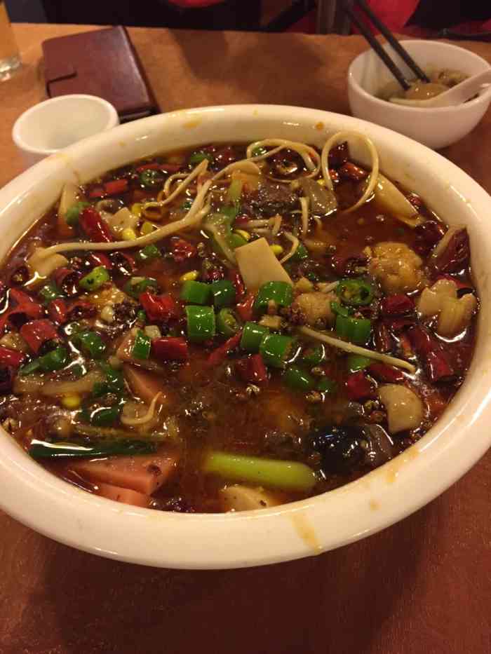 杨家将火锅(多宝路店)-"改良还是不改良,这是一个问题.好似整家店.