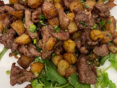 -犇逸·乐山跷脚牛肉·四川现炒(览海店)