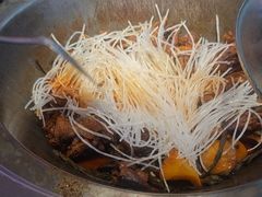 -山河屯铁锅炖(哈西站店)