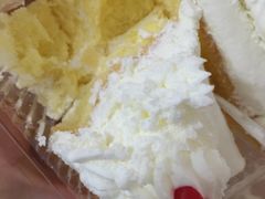 -红宝石·鲜奶小方·海派西点房(金杨店)