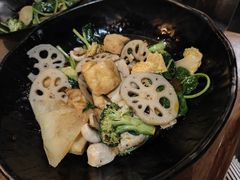-万记麻辣烫国展总店