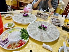 -官塘陈记鱼生·潮汕砂锅粥·牛肉火锅(潮枫路总店)