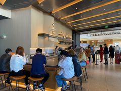 -星巴克臻选(上海合生汇1F店)