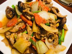 -Green Tree Rest. & Pub