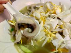 姜花浸鲫鱼片-龙桥私厨·姜花菊花过桥鱼·顺德菜(容桂店)