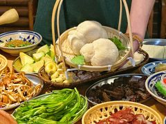 -洱火云南酸菜牛肉火锅(石景山当代商城店)