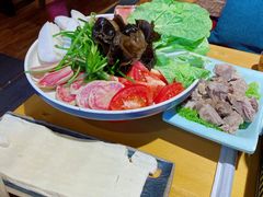 -民食香·腊排骨野生菌美食(木府店)