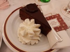 -Cafe Sacher(WIEN)