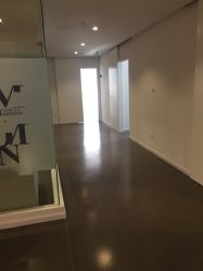 -様共享美容连锁机构