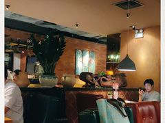 大堂-绿茵阁牛扒餐厅(客村店)