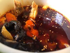 -乐领拈花溪·林涧食韵