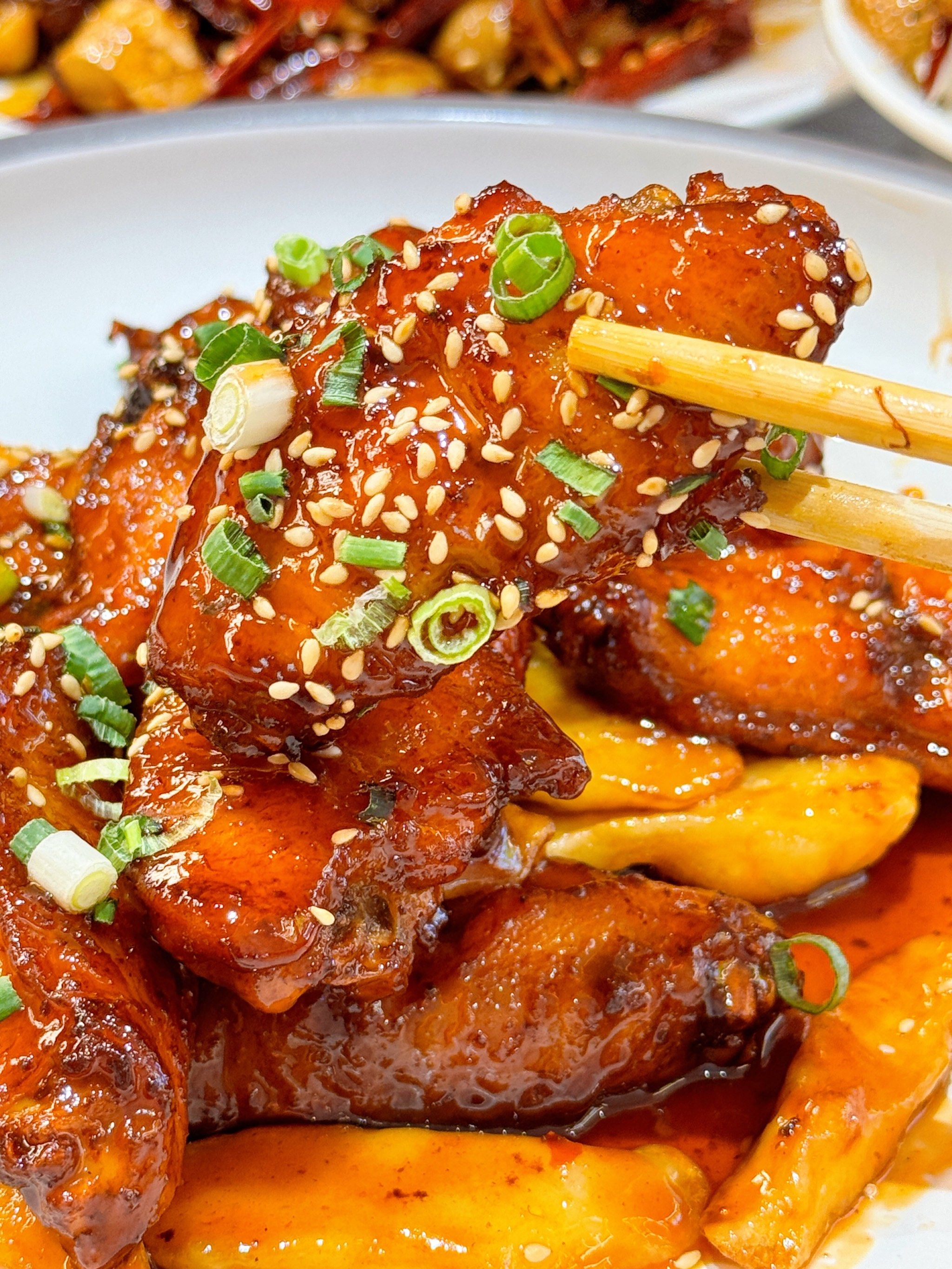 打工人的饭堂,都给我去吃这家砂锅菜啊!