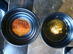 香油碟和干海椒碟-苏州金科大酒店