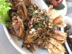 -大树下海鲜饭店