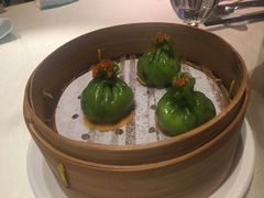 蟹肉菠菜鲜虾饺-皇朝会.经典传统粤菜(外滩店)