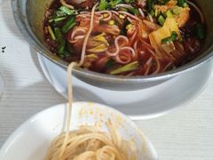 -铁锅哥米线