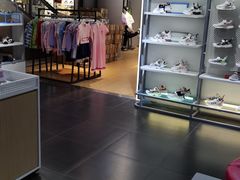 -云柏鞋业(十里堡店)