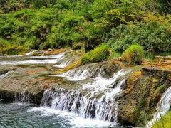 -高荡千年布依古寨旅游景区