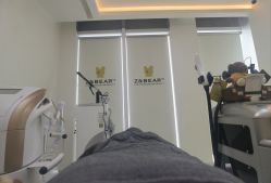 -张小熊连锁轻医美