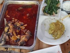 -阿楷·二十年烧烤宵夜·渔家小寨(达明店)