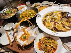 -渔语鱼新川菜Bistro(万象天地店)