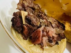 -闫家驴肉老店(华电一校店)