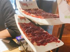 -左庭右院鲜牛肉火锅(金山万达店)
