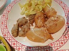 炸香蕉拼炸鱼丸-谭厨中山传家菜.乳鸽.脆鲩鱼(华强北中航城店)