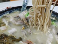 -明呈黄鱼面馆(斜土路店)
