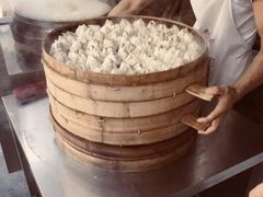 -严氏重油烧麦(民权路店)