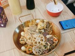 -佬巨化·衢州麻辣烫(运河上街店)