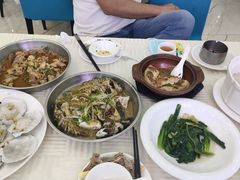 -巨元河鲜酒楼·清远特色菜名店(英德店)