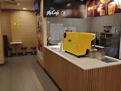 -麦当劳(乳山路店)