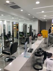 -Coo Hair salon